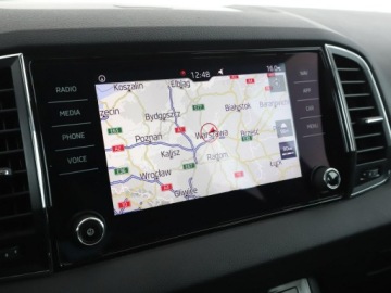 Skoda Karoq Crossover 1.0 TSI 115KM 2020 Škoda Karoq Skoda Karoq 1.0TSI Ambition Nawigacja, zdjęcie 23