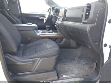 Chevrolet Silverado II 2023 Chevrolet Silverado 2023r., 1500 RST, od ubezpieczalni 5.3 Benzyna 355KM, zdjęcie 8