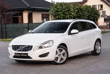 Volvo V60 I Kombi 2.0 D3 163KM 2012 Volvo V60 2.0d3 163KM Xenon Skora Navi Automat Serwis Gwarancjia 2.0, zdjęcie 5