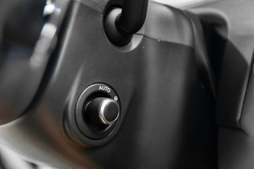 Land Rover Range Rover Velar SUV Facelifting 3.0 P400 400KM 2024 Land Rover Range Rover VELAR 3.0 I6 400KM Dynamic, zdjęcie 29