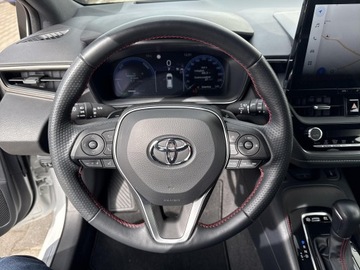 Toyota Corolla XII TS Kombi Facelifting 2.0 Hybrid Dynamic Force 196KM 2023 Toyota Corolla 2.0 Hybrid GR Sport Dynamic Seria E, zdjęcie 13