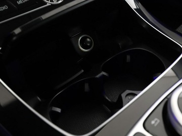 Mercedes Klasa E W213 Kombi 2.0 220d 194KM 2017 Mercedes E 220 Historia serwisowa ASO Automat Navi, zdjęcie 28