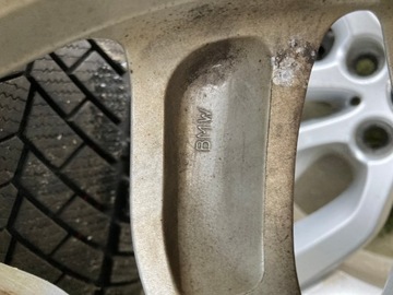 BMW X3 RÁFKY Z PNEUMATIKA ZIMNÍ F25 ET32