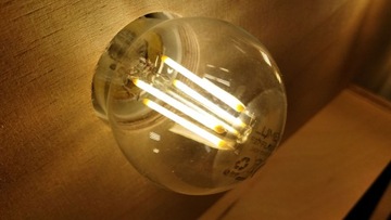 Деревянная надпись LOVE со свадебными лампочками, 120 см.