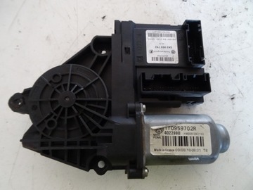 MOTOREK OKNO PRAVÝ PŘEDNÍ VOLKSWAGEN CADDY 5K0959702C