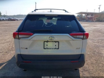 Toyota RAV4 V 2022 Toyota RAV4 XLE Premium 2022 2.5l 2.5 Benzyna 203KM, zdjęcie 4