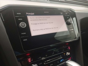 Volkswagen Passat B8 Variant Facelifting 2.0 TDI SCR 200KM 2022 Volkswagen Passat 2.0 TDI 200KM 4x4 DSG R Line Kamera Virtual Hak LED Matr, zdjęcie 17