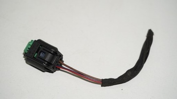 AUDI VOLKSWAGEN штекерный кубик 8E0973202