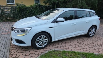 Renault Megane IV Grandtour 1.2 Energy TCe 100KM 2017 RENAULT MEGANE IV 1.2 ENERGY TCe 100 PLAY SUPER STAN PRZEBIEG TYLKO 92T.KM!, zdjęcie 8