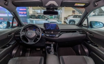 Toyota C-HR I Crossover Facelifting 1.8 Hybrid 122KM 2022 Toyota C-HR 1.8 Hybrid Style 1.8 Hybryda 122KM, zdjęcie 5