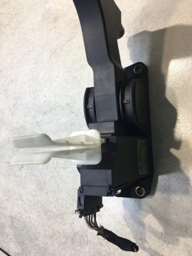 ГАЗОВЫЙ ПОТЕНЦИОМЕТР OCTAVIA I 1.9 TDI 0281002342