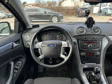 Ford Mondeo IV Hatchback 2.0 Duratorq TDCi DPF 140KM 2011 Ford Mondeo Manual/Xenon + LED/Salon PL/Zamiana, zdjęcie 16