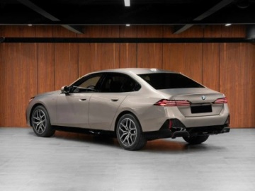 BMW Seria 5 G90-91 Touring 2.0 520d 197KM 2026 BMW Seria 5 520d xDrive Sport Sedan 2.0 (197KM) 2026, zdjęcie 1