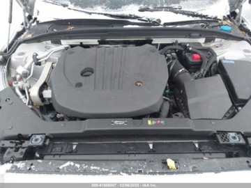 Volvo V60 II  2023 Volvo V60 Cross Country B5 Ultimate 2023 2.0l 2.0 Benzyna 247KM, zdjęcie 9