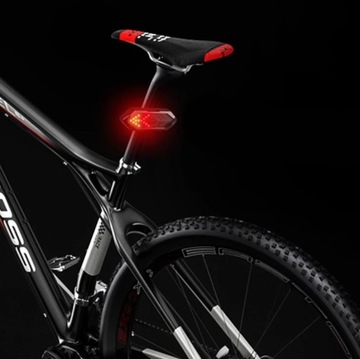KIERUNKOWSKAZY ROWEROWE SYGNALIZACJA TYŁ LED PILOT MIGACZE LAMPKA TYLNA