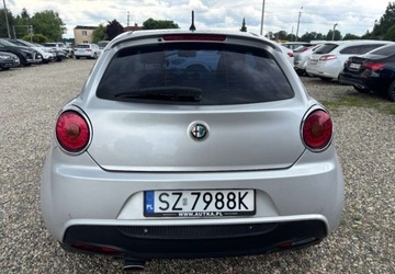 Alfa Romeo MiTo Hatchback 3d 1.6 JTDM 120KM 2009 Alfa Romeo Mito Alfa Romeo Mito 1.6 Diesel 120KM, zdjęcie 4