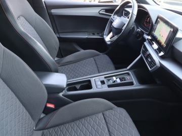 Seat Leon IV Sportstourer 2.0 TDI CR 150KM 2021 Seat Leon 2.0 TDI, Automat, Skóra, Navi, Klima, zdjęcie 8