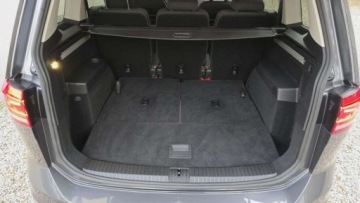 Volkswagen Touran III 2.0 TDI 150KM 2020 Volkswagen Touran 2,0 TDI 150 KM NAVI Full LED automat 7 osob OPLACONY, zdjęcie 14