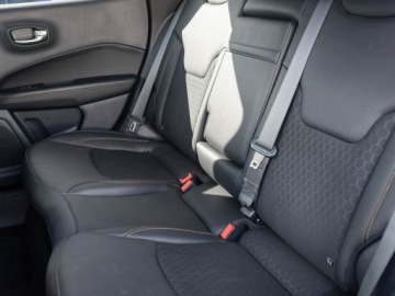 Jeep Compass II SUV Facelifting 1.3 GSE T4 150KM 2021 Jeep Compass 1.3 TMair Limited FWD DDCT K.cof, zdjęcie 26