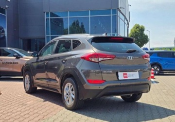 Hyundai Tucson III SUV 1.7 CRDi 141KM 2018 Hyundai Tucson 1.7 ON 141KM Style Salon PL Serwis ASO Gwarancja P. Winter, zdjęcie 3