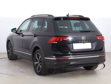 Volkswagen Tiguan II SUV 2.0 TDI 150KM 2020 VW Tiguan 2.0 TDI, Salon Polska, Serwis ASO, DSG, zdjęcie 3