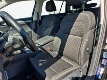 Skoda Superb III Kombi Facelifting 2.0 TDI SCR 150KM 2022 Skoda Superb Faktura VATEl.klapaACCDSGNavi 2.0 Diesel 150KM, zdjęcie 9