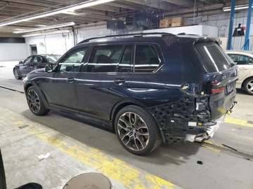BMW X7 2024 BMW X7 M60i 2024 4.4l 4.4 Benzyna 523KM, zdjęcie 1