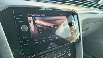 Volkswagen Passat B8 Variant Facelifting 2.0 TSI 190KM 2022 Volkswagen Passat 2.0TSI 190KM ACC SalonPL Kamera, zdjęcie 20