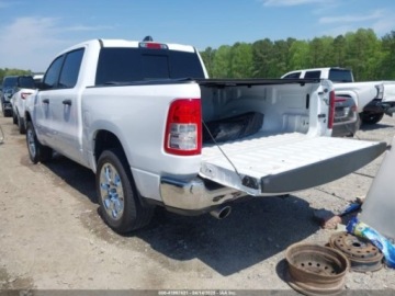  RAM 1500 2023r., Big Horn 5.7 Benzyna 395KM, zdjęcie 4