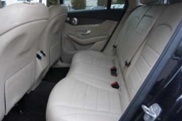 Mercedes GLC C253 SUV Facelifting 2.0 220d 194KM 2019 Mercedes-Benz GLC 4-Matic, 9G-Tronic, 1rej. 2020, Kamera360, Tempomat, Mul, zdjęcie 9