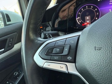 Volkswagen Golf VIII Variant 1.5 eTSI 150KM 2023 Volkswagen Golf 1.5eTSI 150KM Life DSGKameraKeyLessACCNiski PrzebiegASOFV23, zdjęcie 16