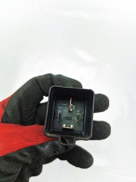 BMW GS 1200 13-18 РЕЛЕ МОДУЛЬ TYCO 12 В V23136