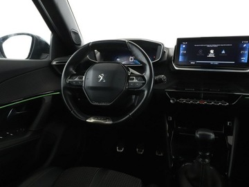 Peugeot 2008 II SUV 1.2 PureTech 130KM 2020 Peugeot 2008 full LED virtual cocopit półskóra, zdjęcie 15