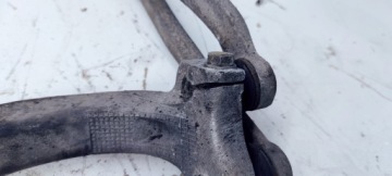 ПОВОРОТНЫЙ КУЛАК ПРАВЫЙ ПЕРЕДНИЙ AUDI A4 A6 A7 8K0407258L