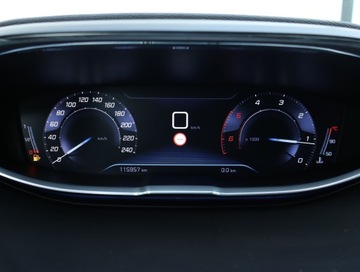 Peugeot 5008 II Crossover 2.0 BlueHDI 150KM 2017 Peugeot 5008 2.0 BlueHDi, Salon Polska, zdjęcie 10