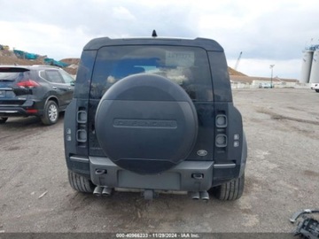 Land Rover Defender IV (L663) 2022 Land Rover Defender 110 V8 2022 5.0l 5.0 Benzyna 518KM, zdjęcie 8