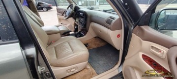 Toyota Land Cruiser IV 2002 Toyota Land Cruiser 4.2 D 205 KM Salon Pl. Zadbany 4.2 Diesel 205KM, zdjęcie 16