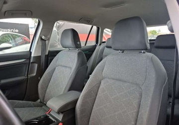 Volkswagen Golf VIII Variant 1.5 TSI 150KM 2021 Volkswagen Golf 1.5 Benzyna 130KM, zdjęcie 10