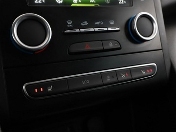 Renault Megane III 2015 Renault Megane Energy BOSE Edition navi grzane, zdjęcie 29