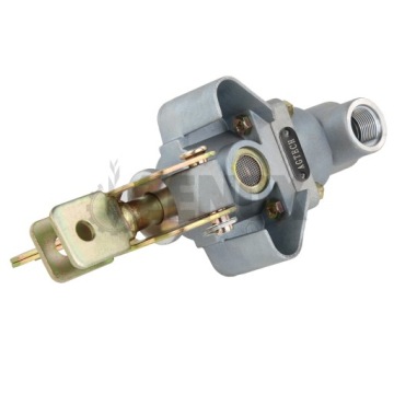 Тормозной кран прицепа Ursus C-360 C-355 50.56.805.0 AGTECH