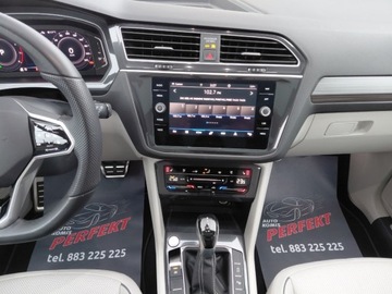 Volkswagen Tiguan II SUV Facelifting 2.0 TSI 190KM 2023 Volkswagen Tiguan R-Line Panorama Kamera Hands Free Navi El.fotele PDC Alu, zdjęcie 27
