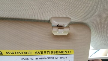 КРЮЧОК ДЛЯ СОЛНЦЕЗАЩИТНОГО КОЗЫРЕКА ДЛЯ SEAT EXEO AUDI A1 A3 A4