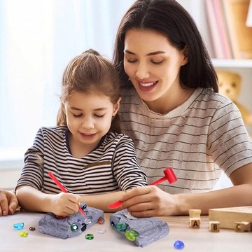 ZESTAW MAŁY ARCHEOLOG WULKAN Z WYKOPALISKIEM DINOZAURA KOPALNIA DIAMENTÓW