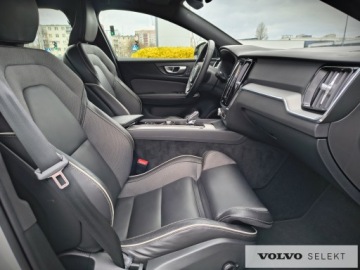 Volvo S60 III Sedan Facelifting 2.0 B5 250KM 2024 Volvo S60 S60 B5 AWD 250 KM, Polestar, Harman Kard, zdjęcie 25