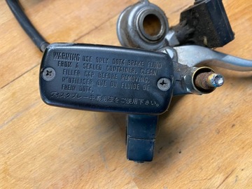 Передний тормоз в сборе для Honda VT 750 c2.