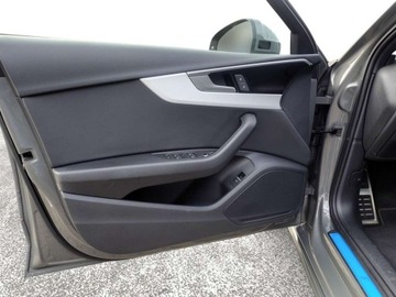 Audi A4 B9 Avant Facelifting 2.0 35 TFSI 150KM 2023 Audi A4 Avant Avant, S line, 35 TFSI, 150 KM, S tronic, bogate wyposazenie, zdjęcie 10