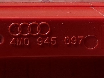 AUDI Q7 4M SVĚTLO STOP 4M0945097