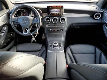 Mercedes GLC C253 2019 Mercedes-Benz GLC 2019r., 4MATIC, od ubezpieczalni 2.0 Benzyna 241KM, zdjęcie 7