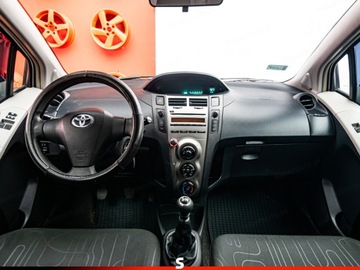 Toyota Yaris II Hatchback 5d 1.4 D-4D 90KM 2009 TOYOTA Yaris 1.4 D-4D Hatchback 90KM 2009, zdjęcie 8