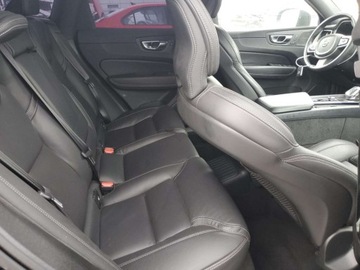 Volvo XC60 II 2024 Volvo XC 60 Ultimate 2024 2.0l 2.0 Hybryda 247KM, zdjęcie 11